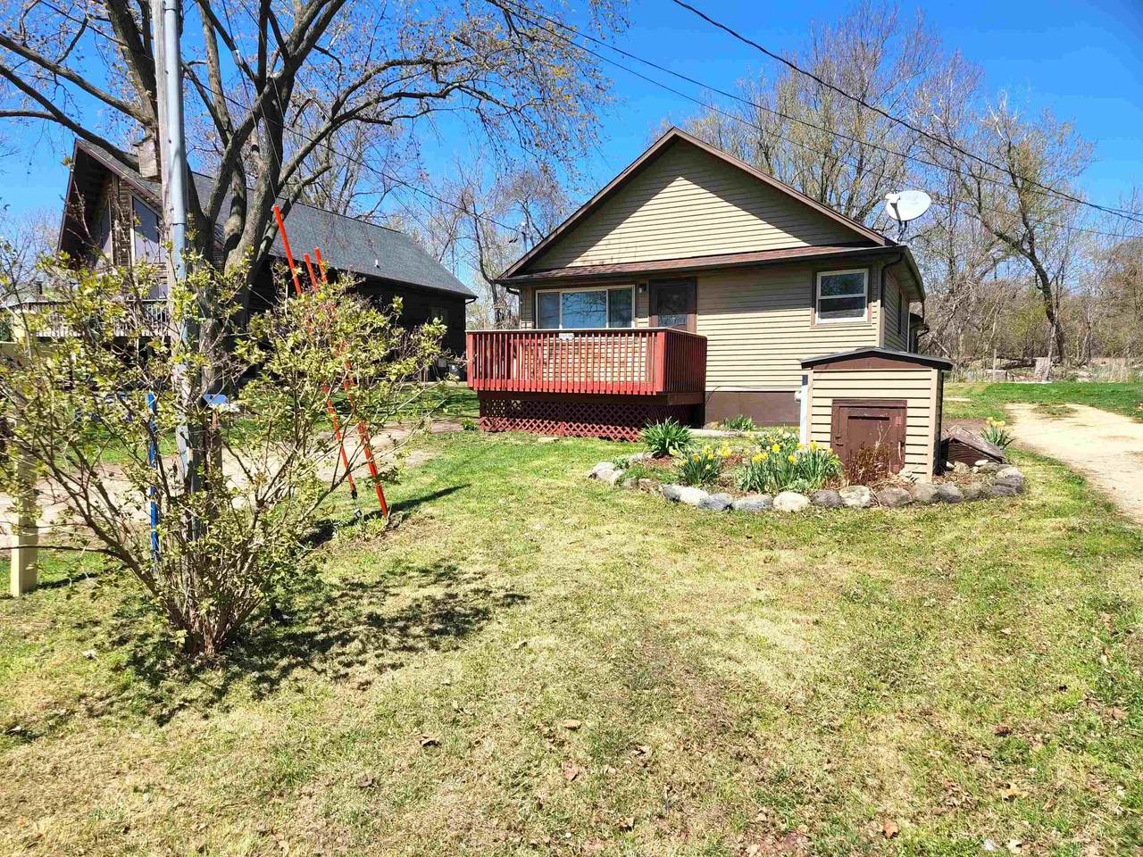 W9596 Lake Dr - Photo 1