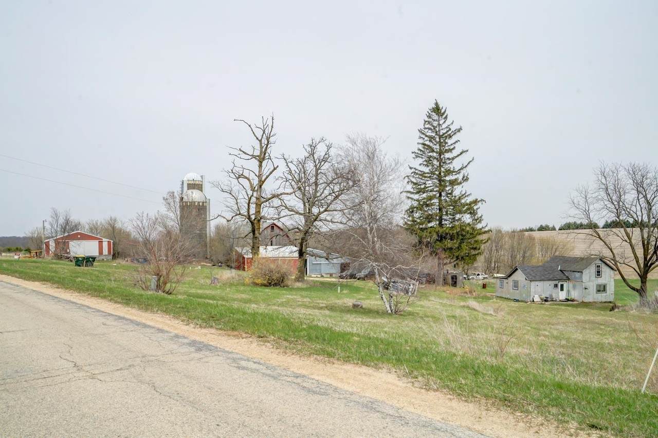5059 County Road Hh - Photo 1