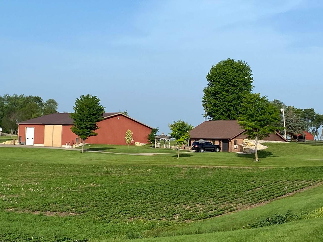 W6011 Franklin Rd - Photo 1