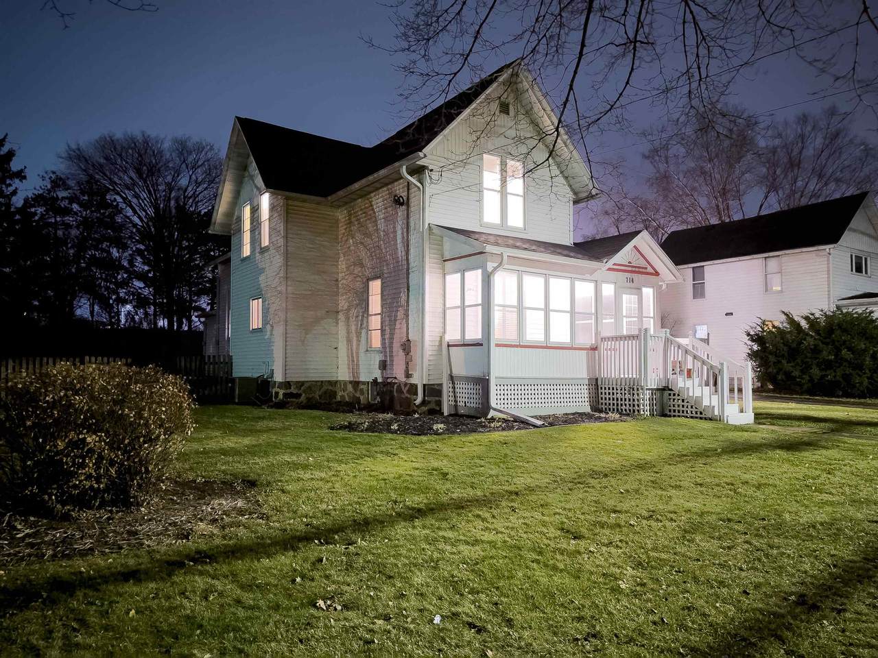 714 Madison St - Photo 1