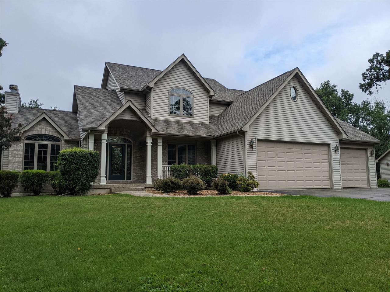 N3755 Kendall Ct - Photo 1