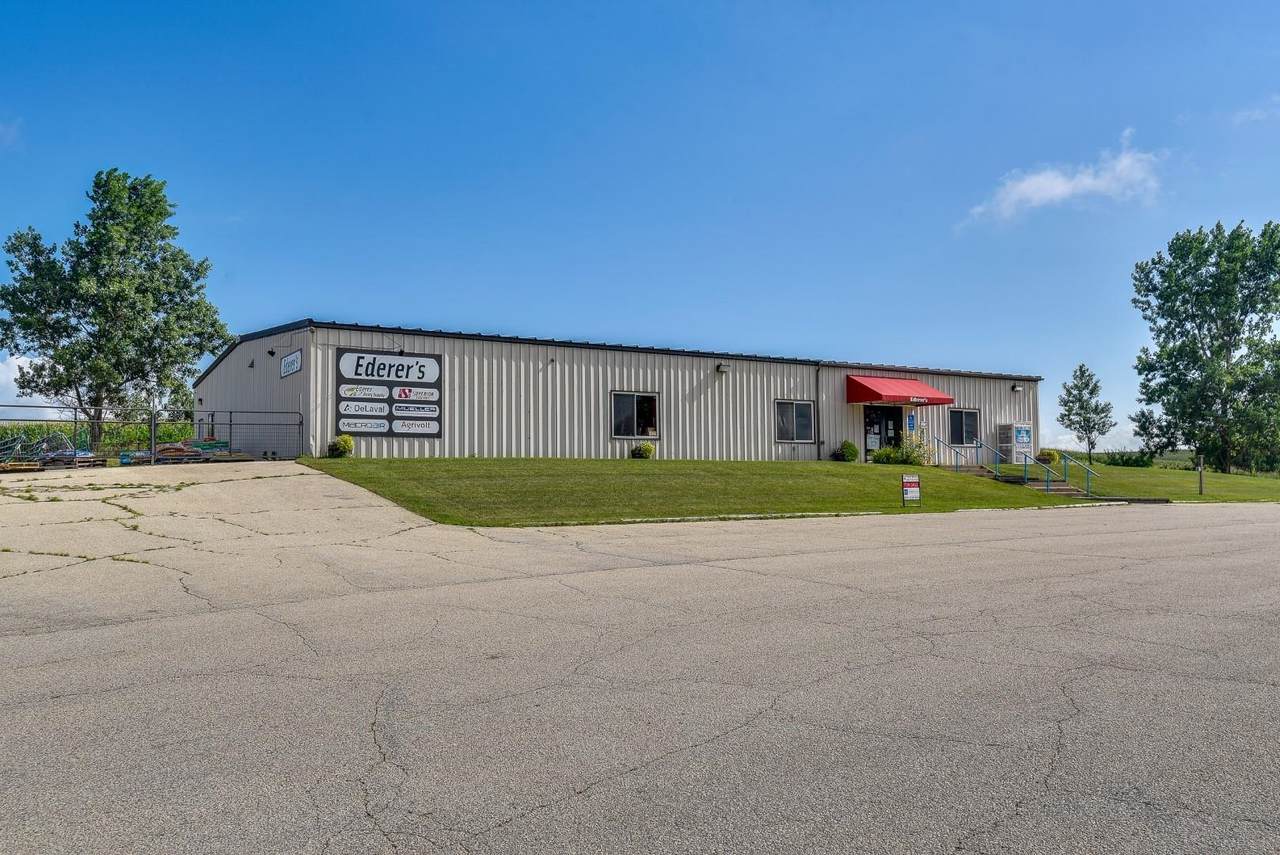 3207 Bennett Rd - Photo 1