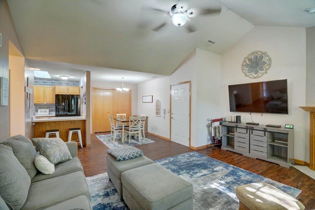 494 Cledell St - Photo 1