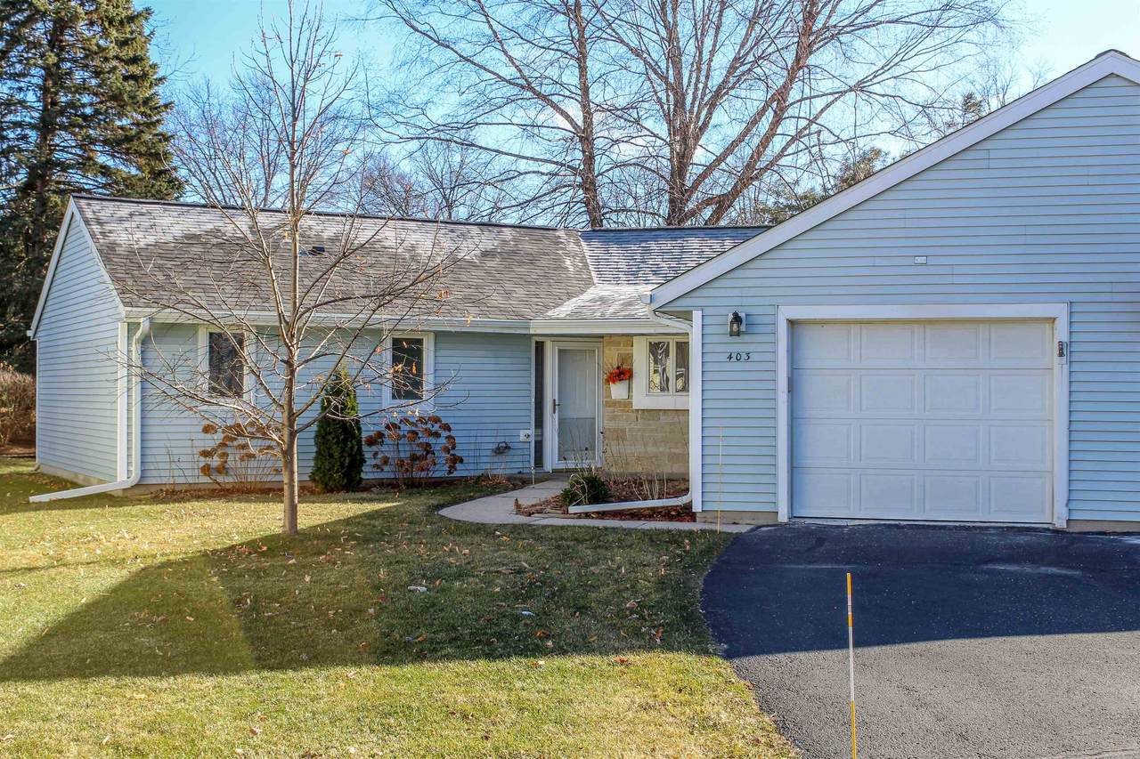 403 Lawn St - Photo 1
