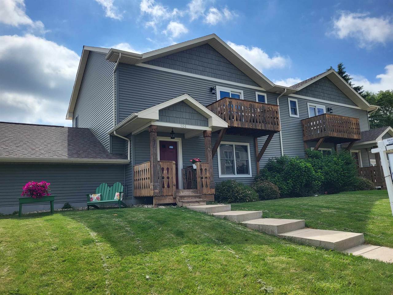 506 2nd Street - Photo 1