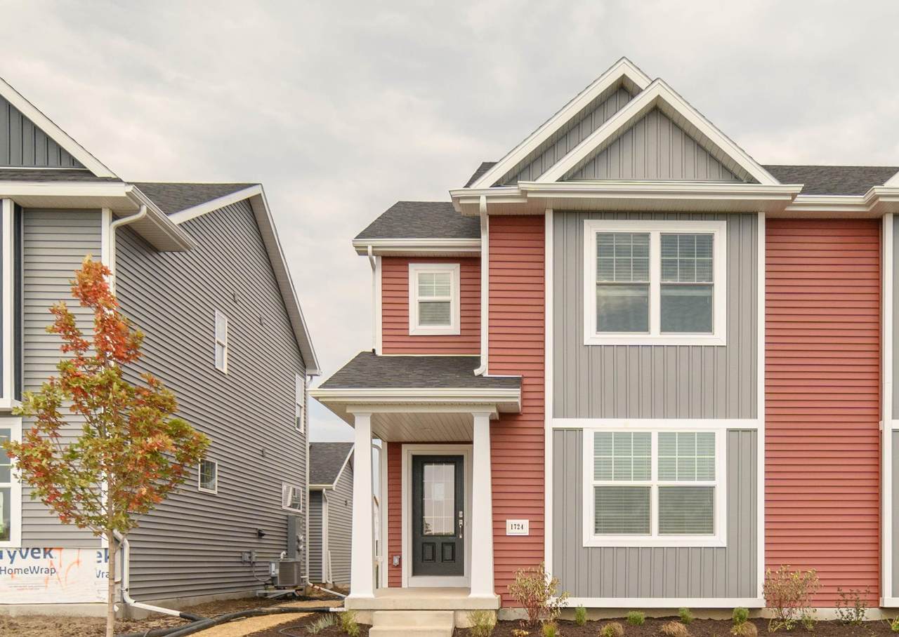 1724 Happy Trails Road - Photo 1