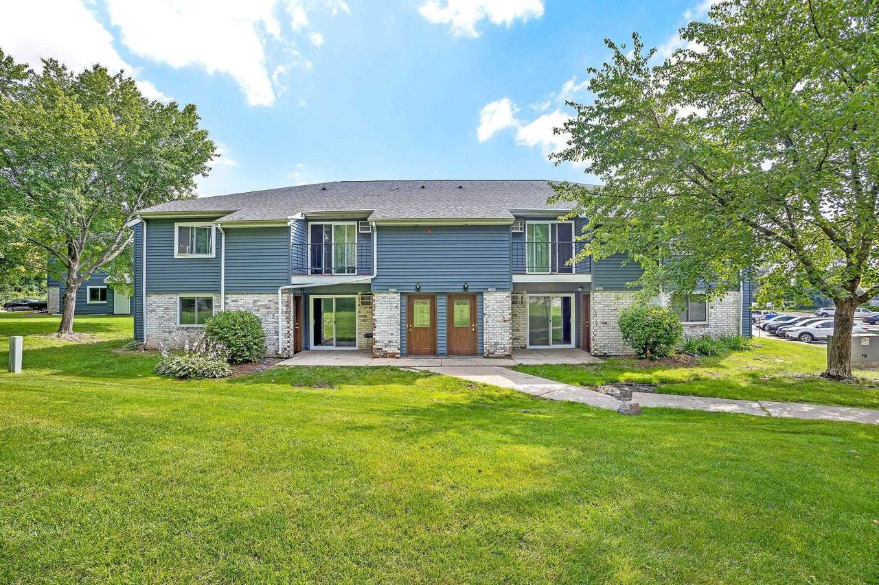 1203 Whispering Pines Way - Photo 1