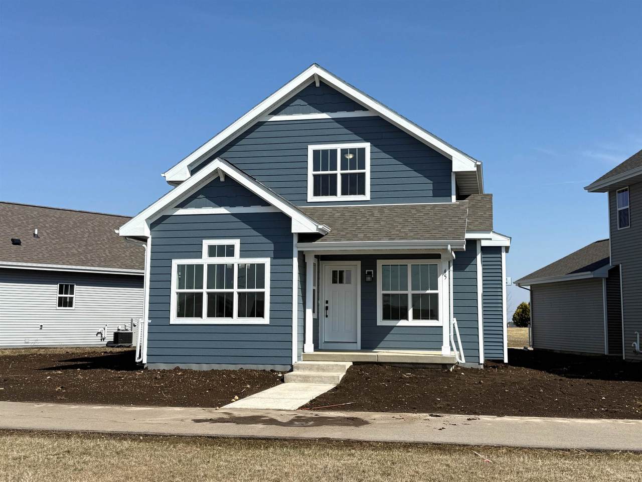 45 Windflower Way - Photo 1