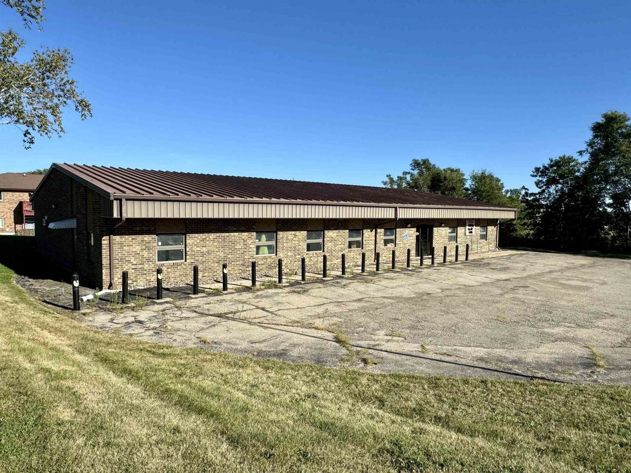 131 Alona Lane - Photo 1