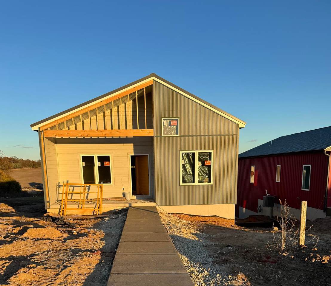 118 Lupine Avenue - Photo 1