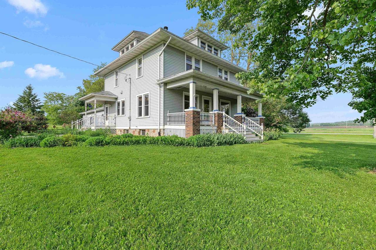 N8101 Bay View Road - Photo 1