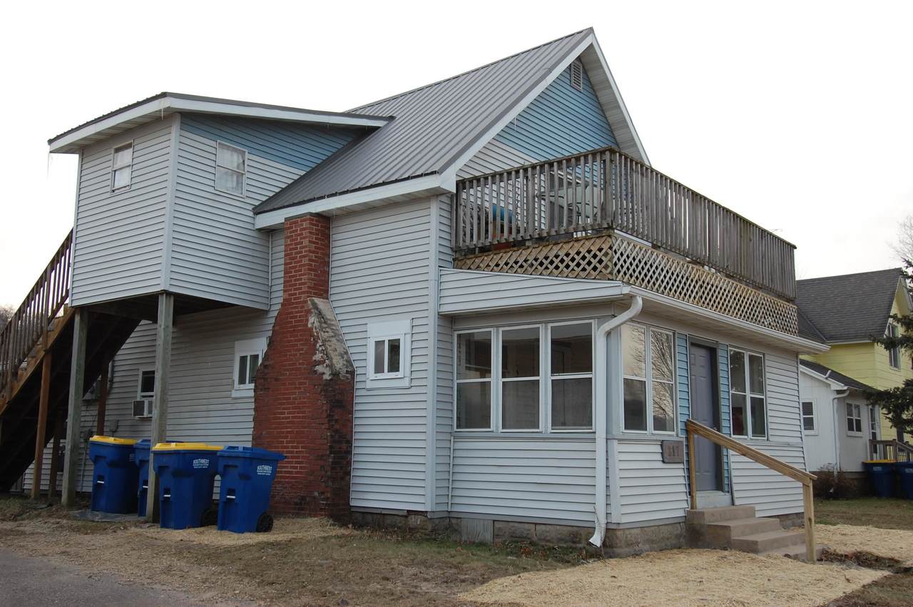 217 Commercial St Street - Photo 1