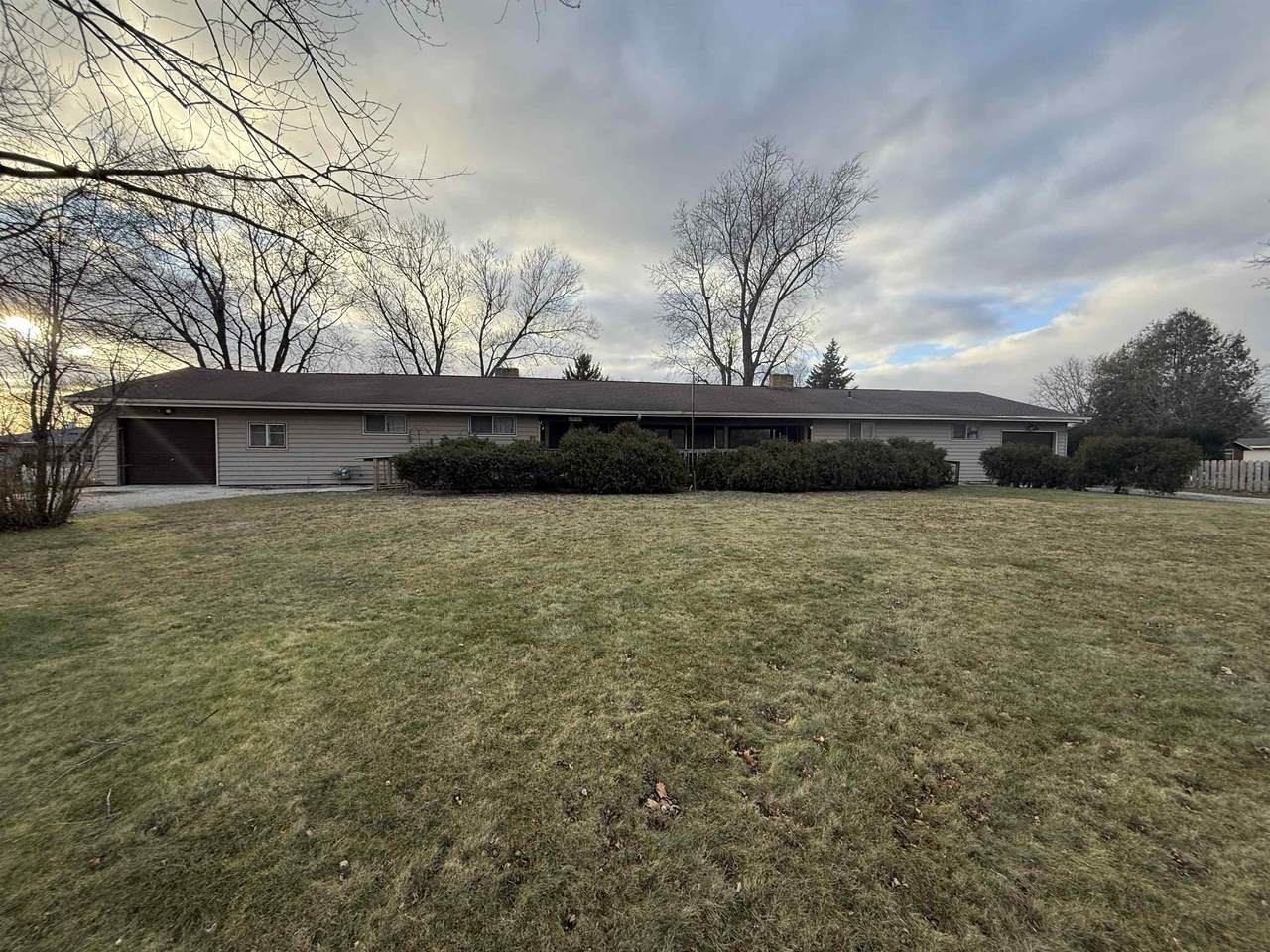 637 Wright Road - Photo 1