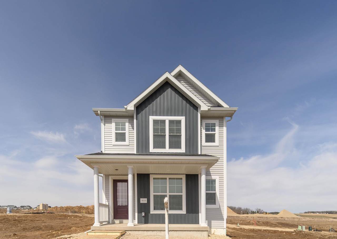 813 Indigo Lane - Photo 1