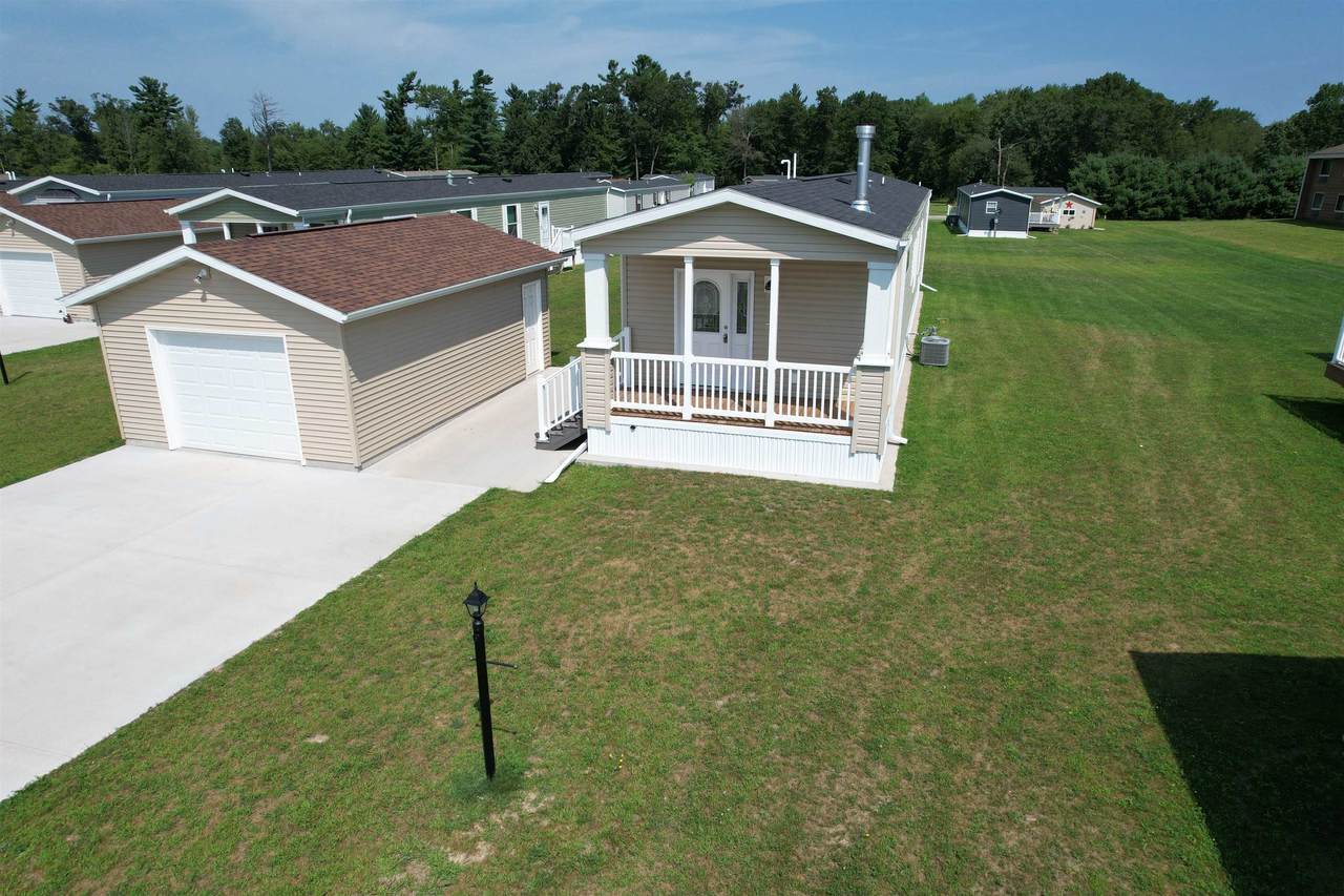 622 Vandervort Street - Photo 1