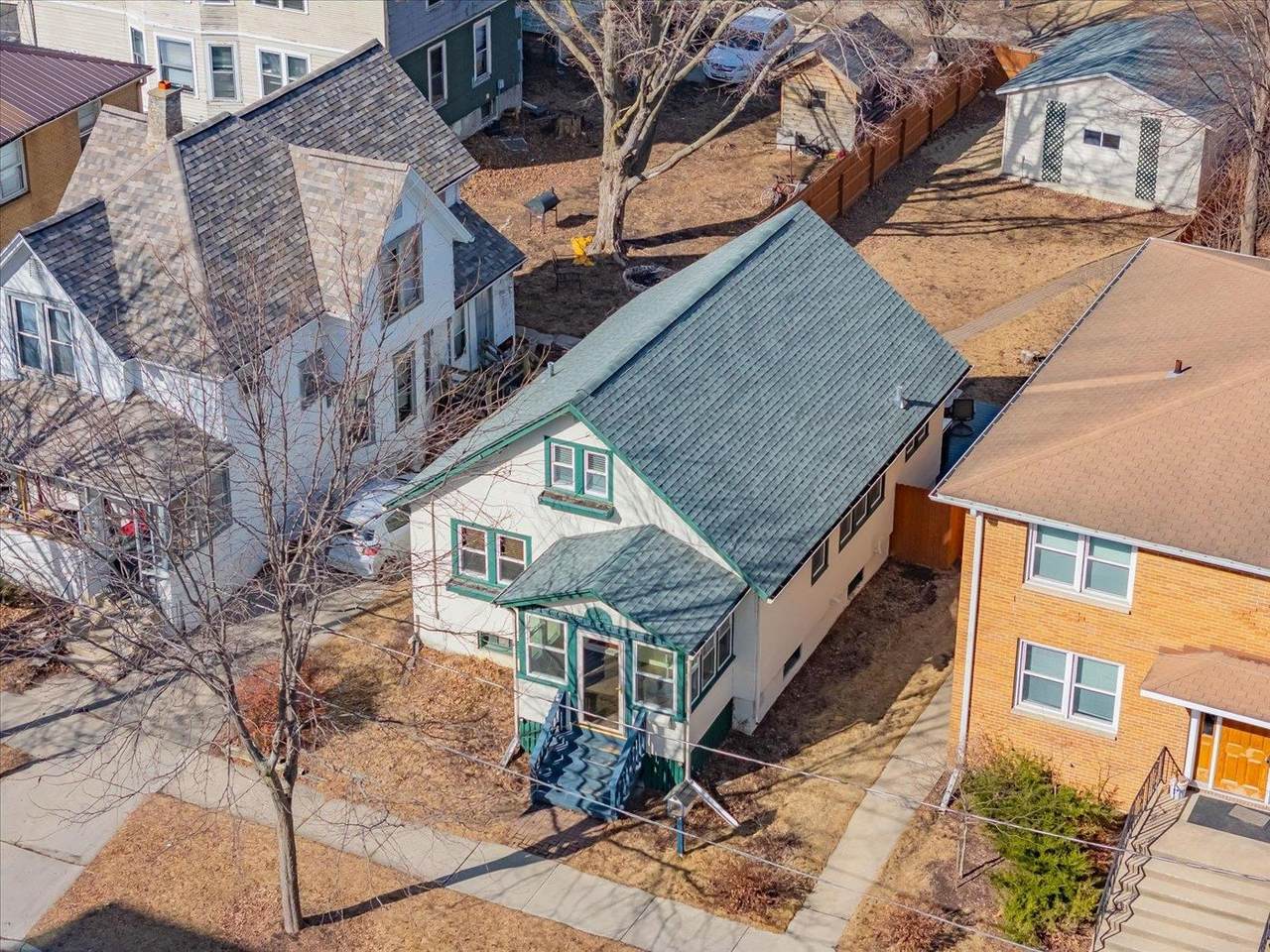 926 Erin Street - Photo 1
