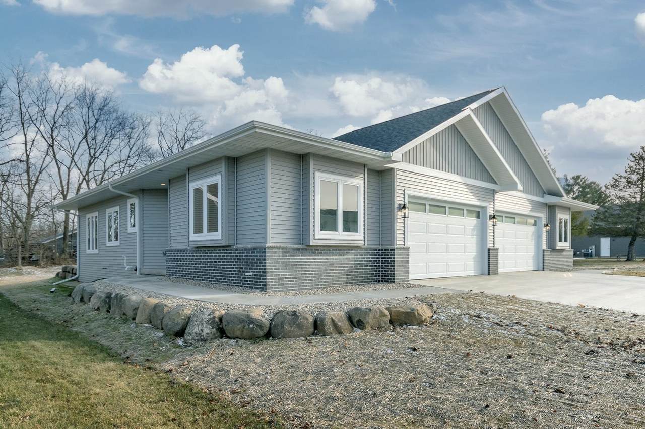 119 Ashberry Lane - Photo 1