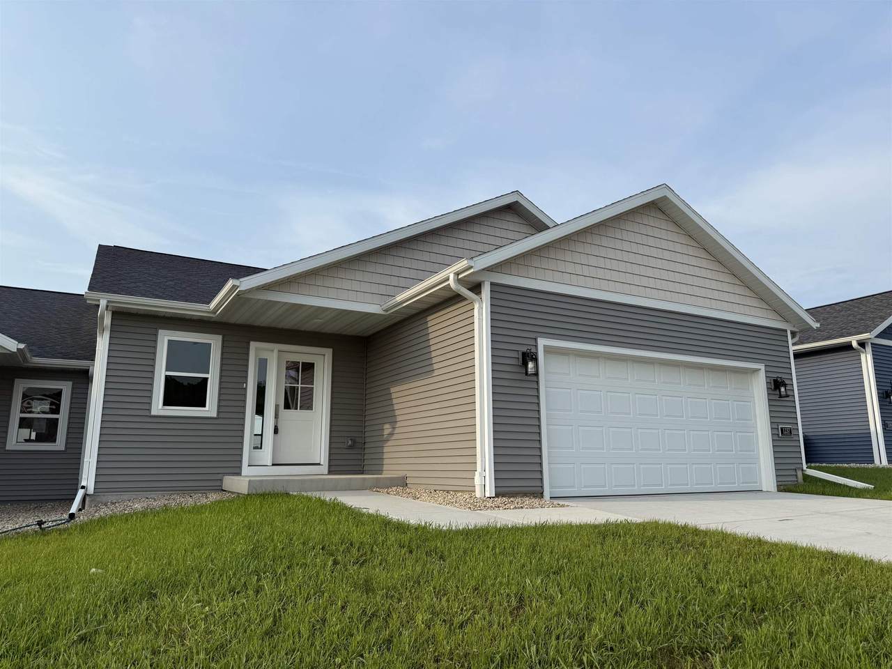 1237 Tivoli Circle - Photo 1