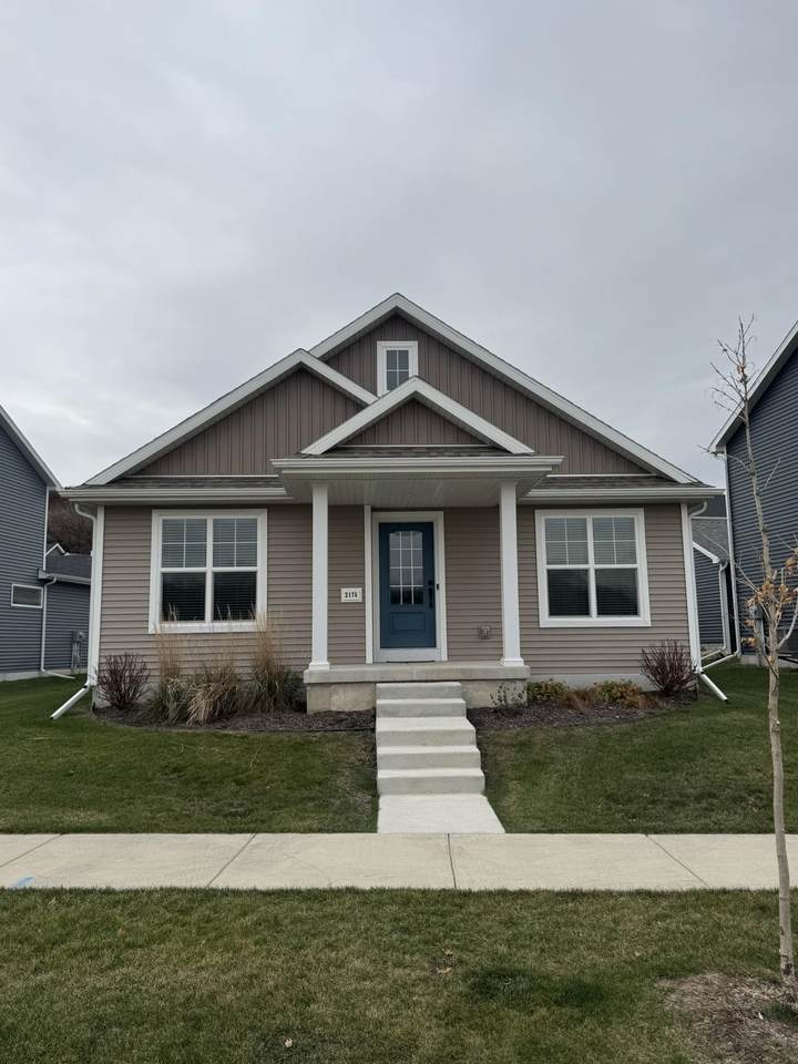 2175 Autumn Lake Parkway - Photo 1