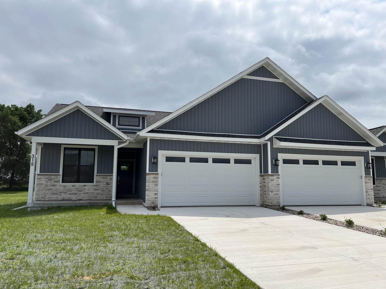 315 Willow Street - Photo 1