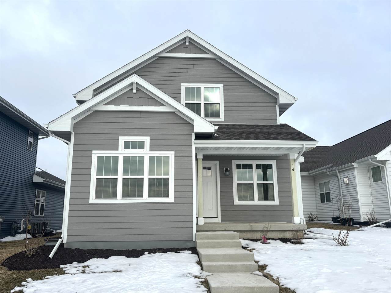 14 Bluestem Pass - Photo 1