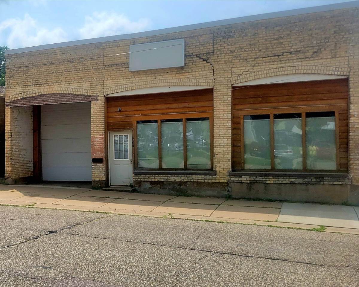 244 Edgewater Street - Photo 1