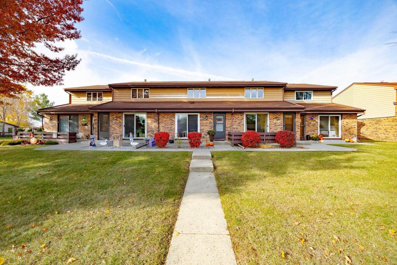 1411 Holly Drive - Photo 1