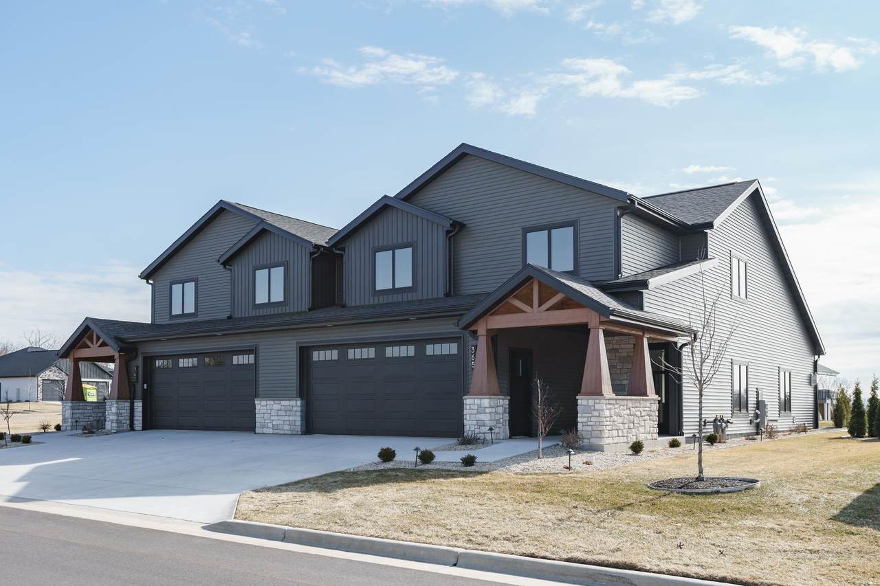 365 Ridge View Drive - Photo 1