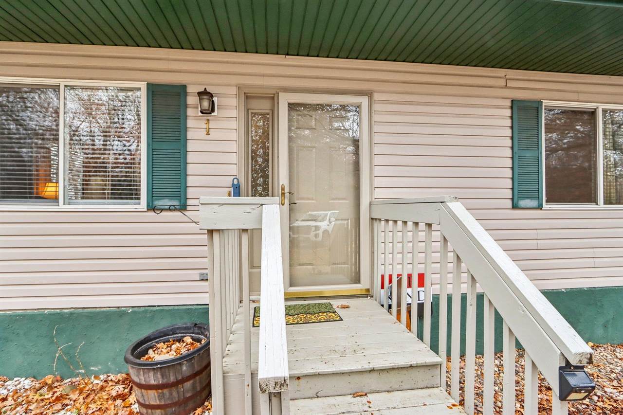 S6185 Bluff Road - Photo 1