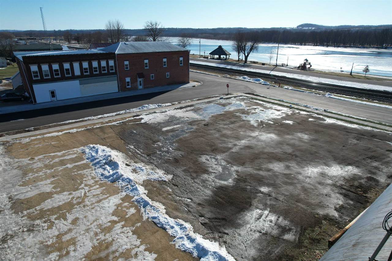 205 Frederick Street - Photo 1