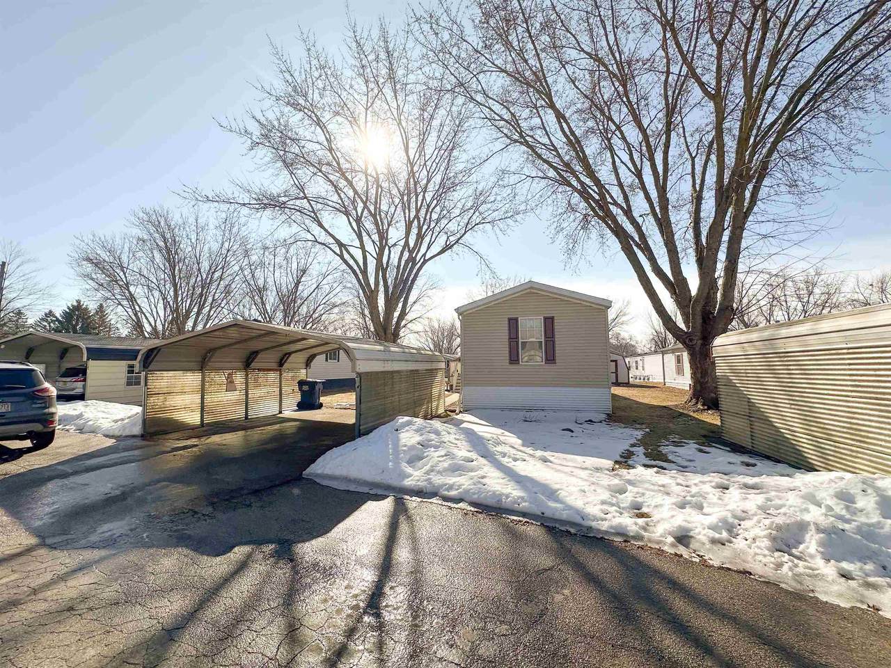 412 Gordon Lane - Photo 1