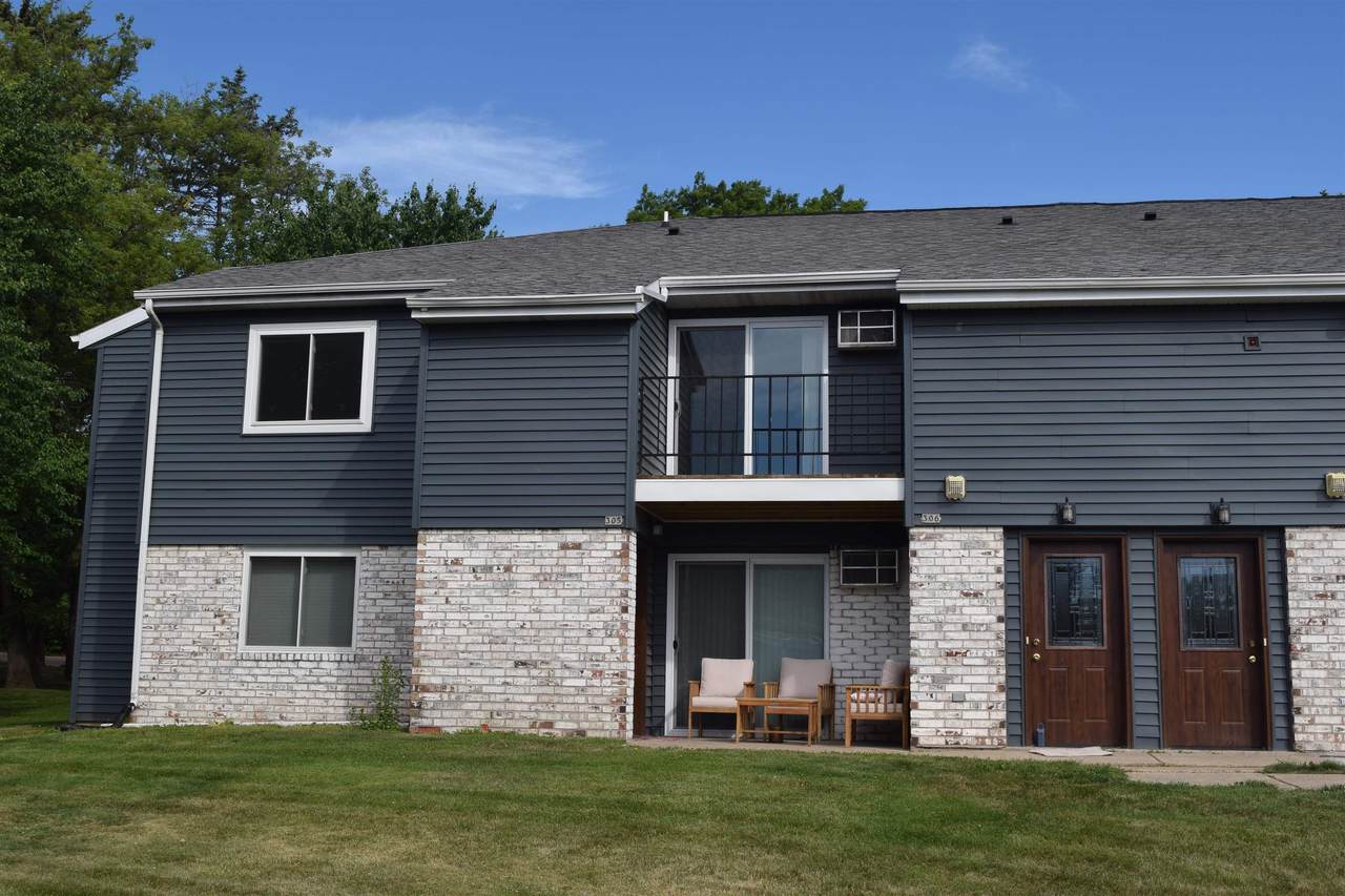 306 Whispering Pines Way - Photo 1