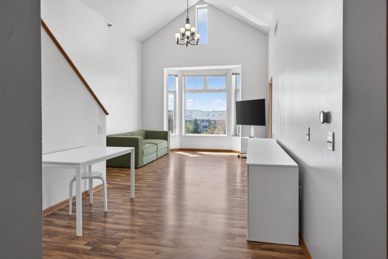 301 Harbour Town Drive - Photo 1