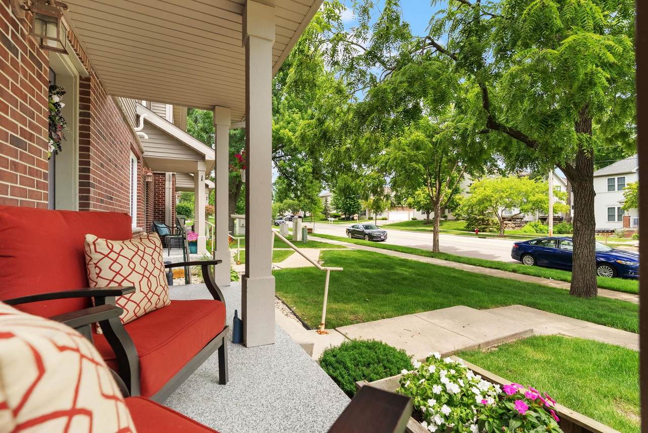 3902 Maple Grove Drive - Photo 1