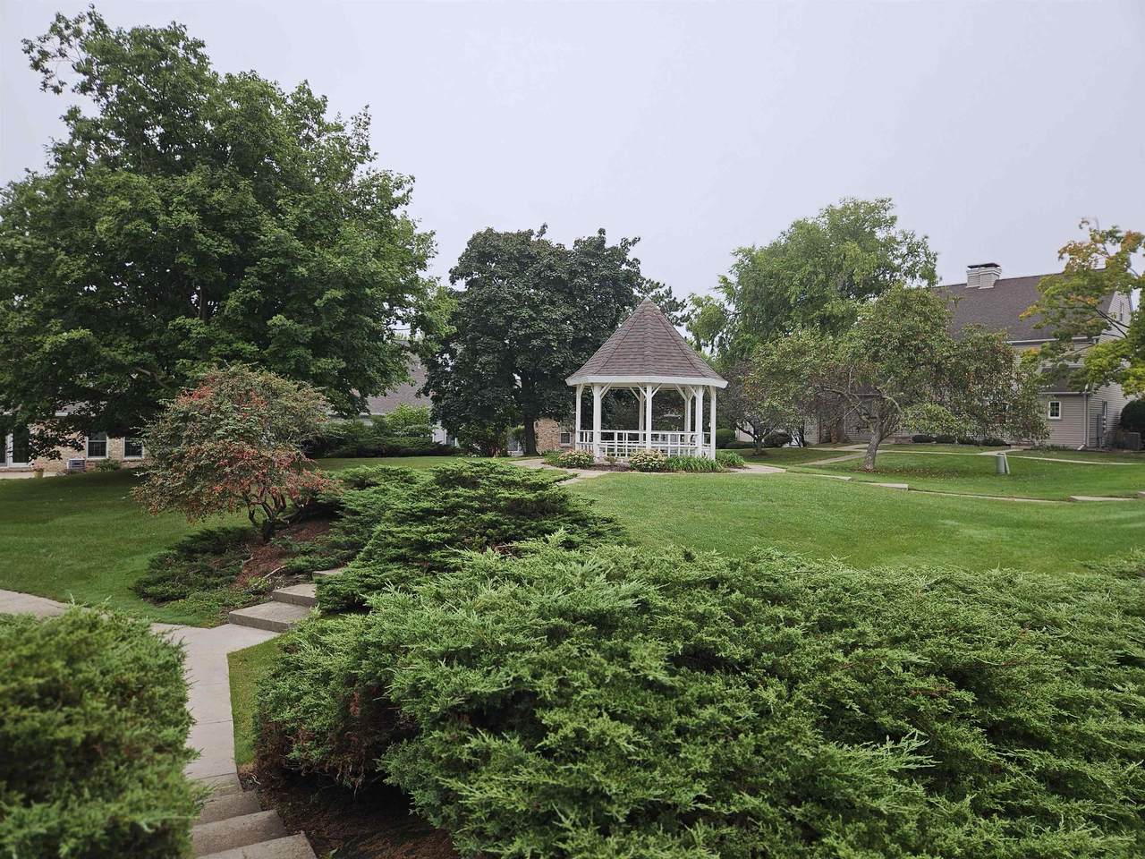 https://bt-photos.global.ssl.fastly.net/madison/1280_boomver_1_2028455-2.jpg