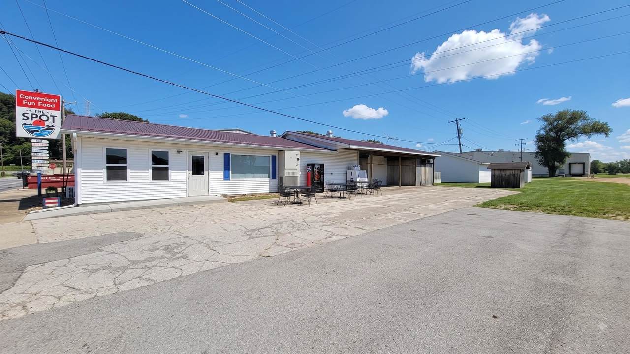 212 Crawford Street - Photo 1