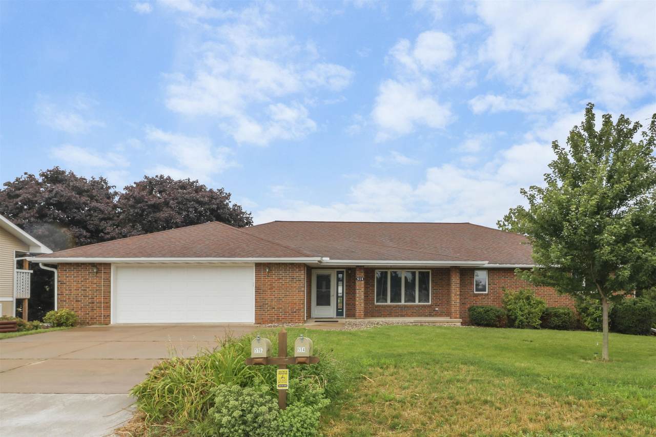 514 Washington Street - Photo 1
