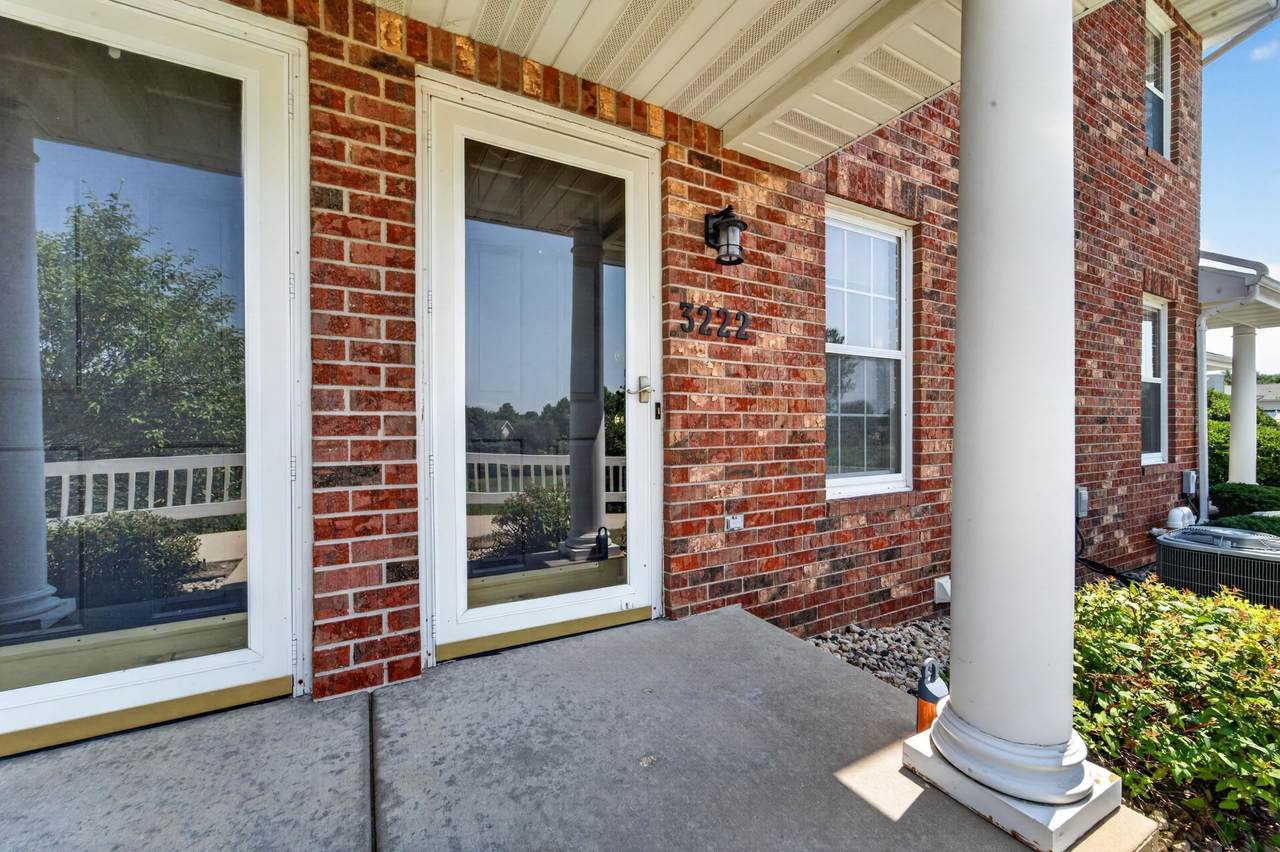3222 Dorchester Way - Photo 1
