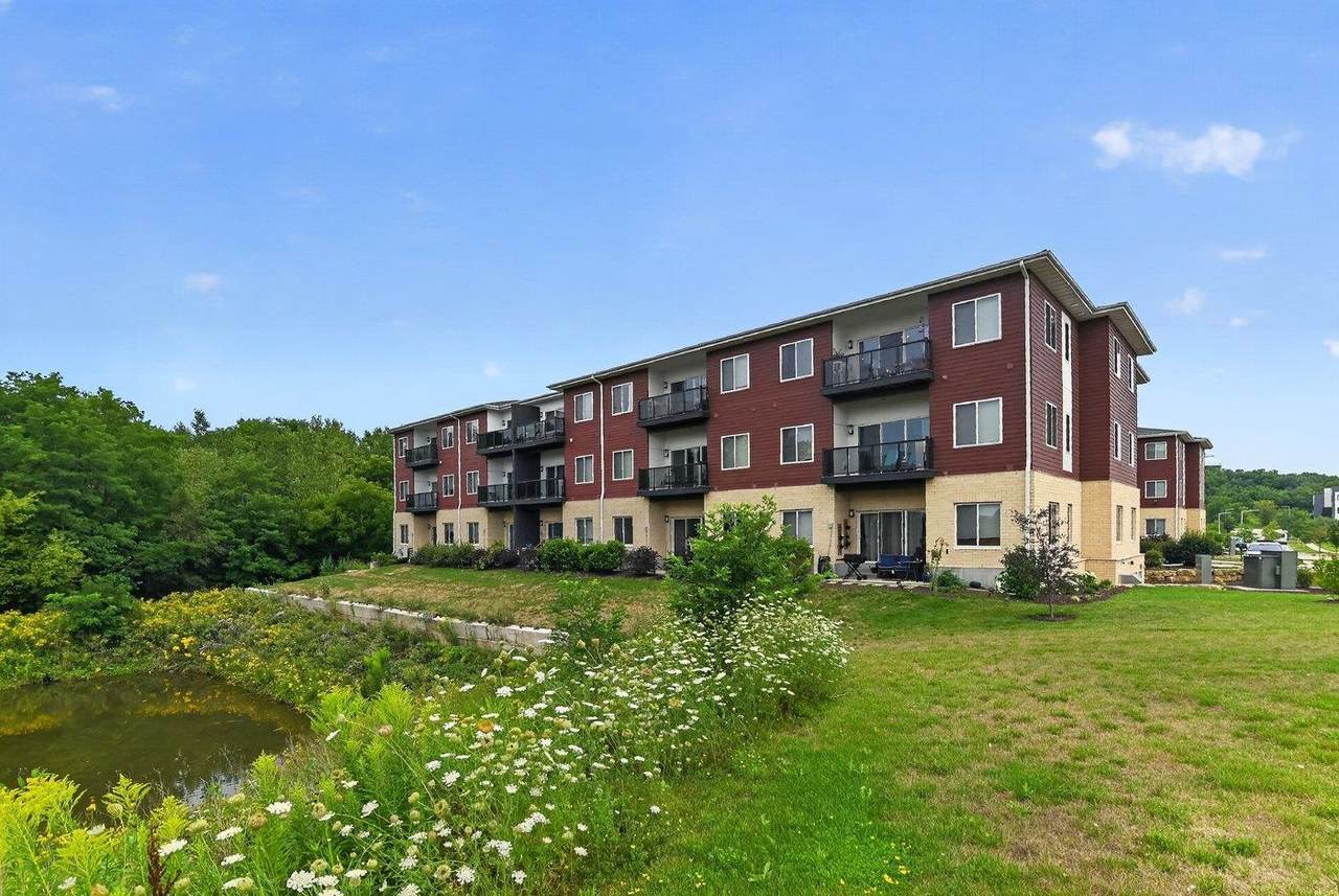 1501 Windsor Avenue - Photo 1