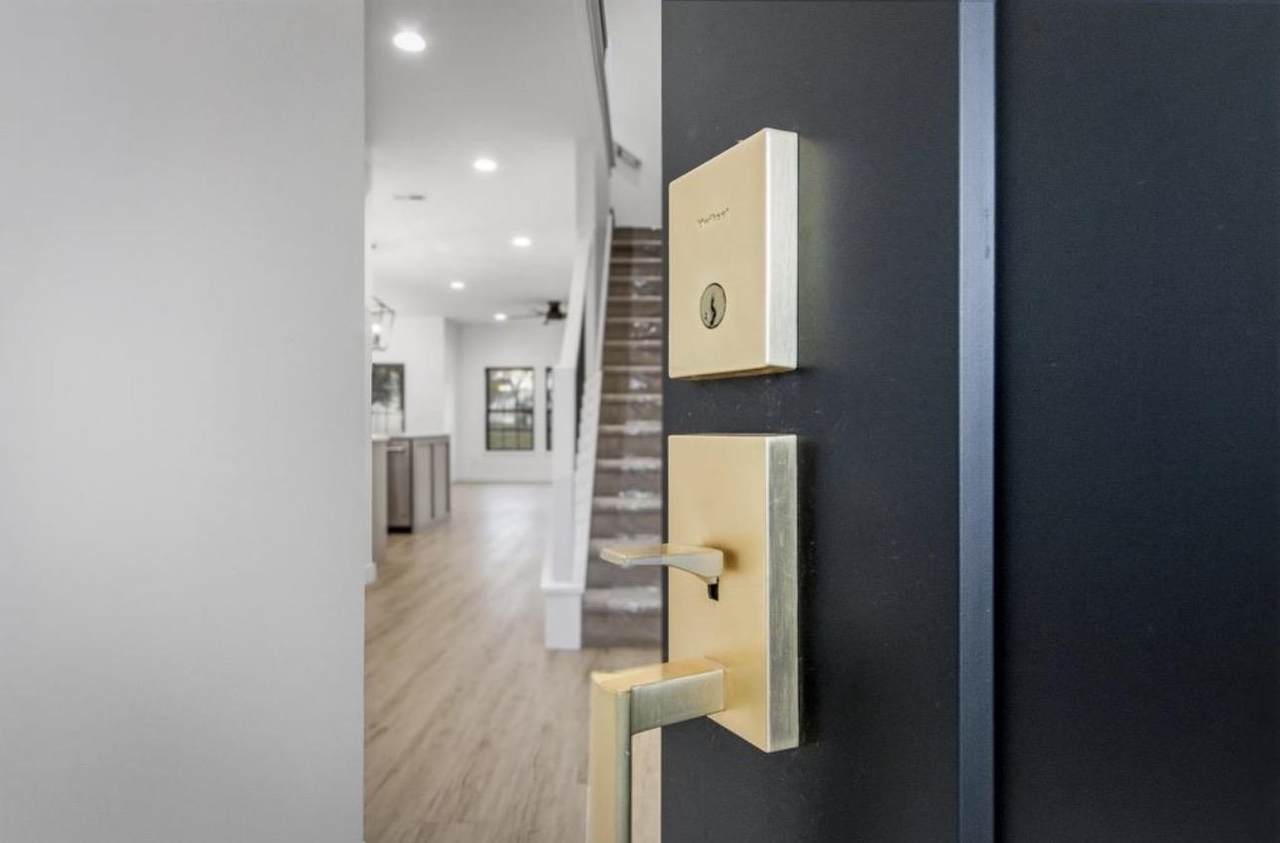 322 Maple Street - Photo 1