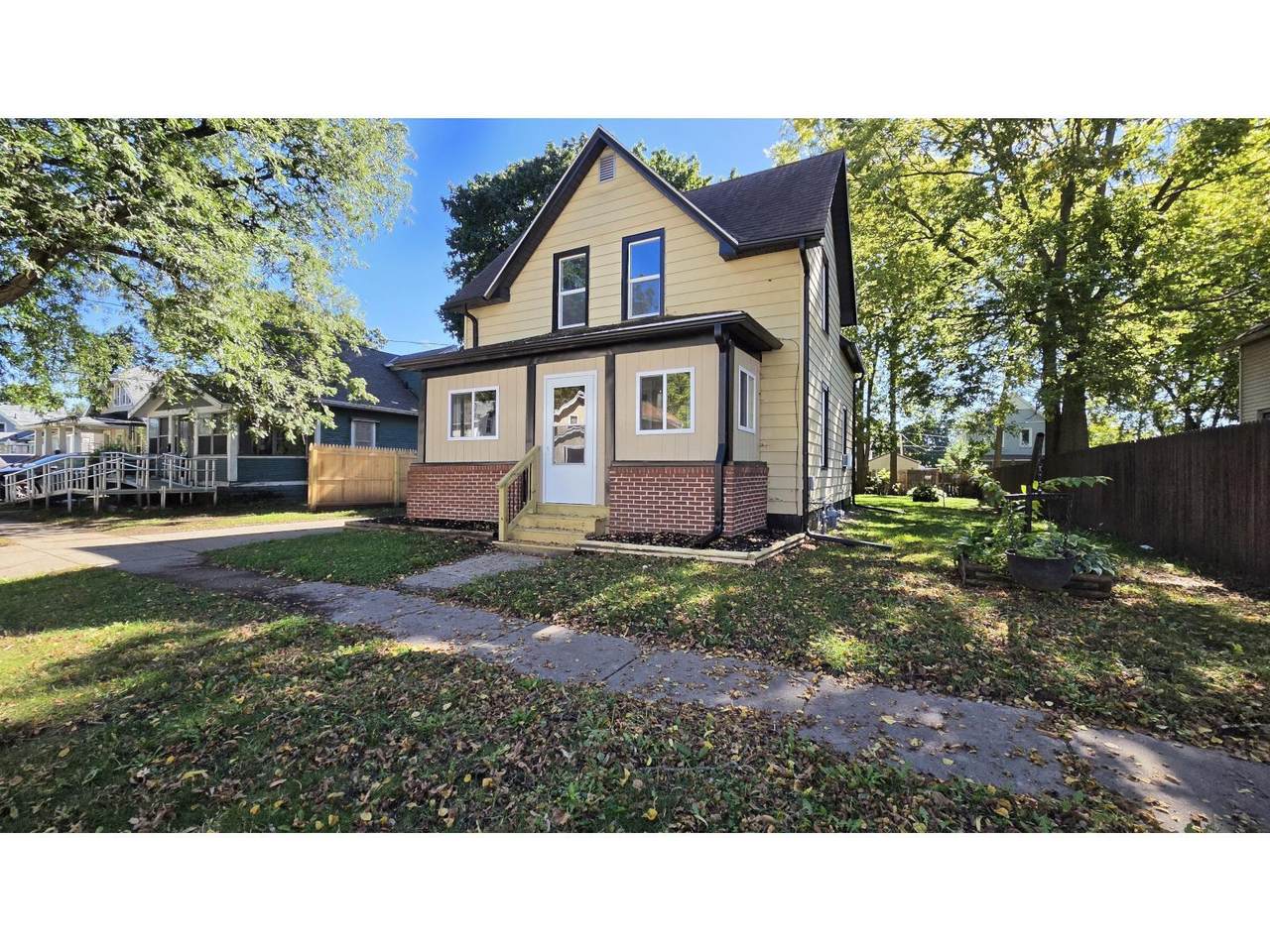 918 Gerald Avenue - Photo 1