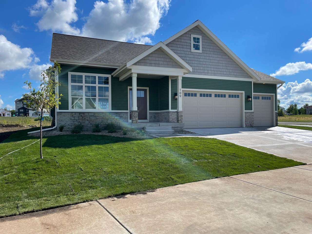 109 Legacy Way - Photo 1