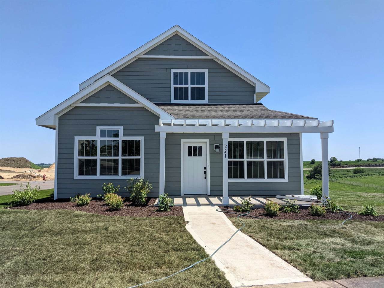 221 Lillehammer Ln - Photo 1