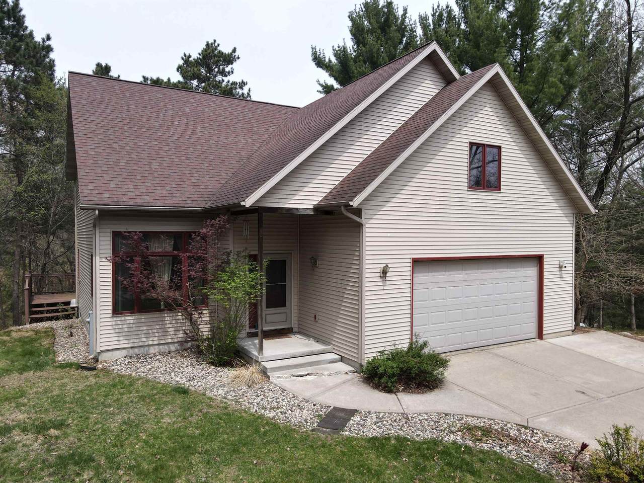 25 Sweet Briar Dr - Photo 1