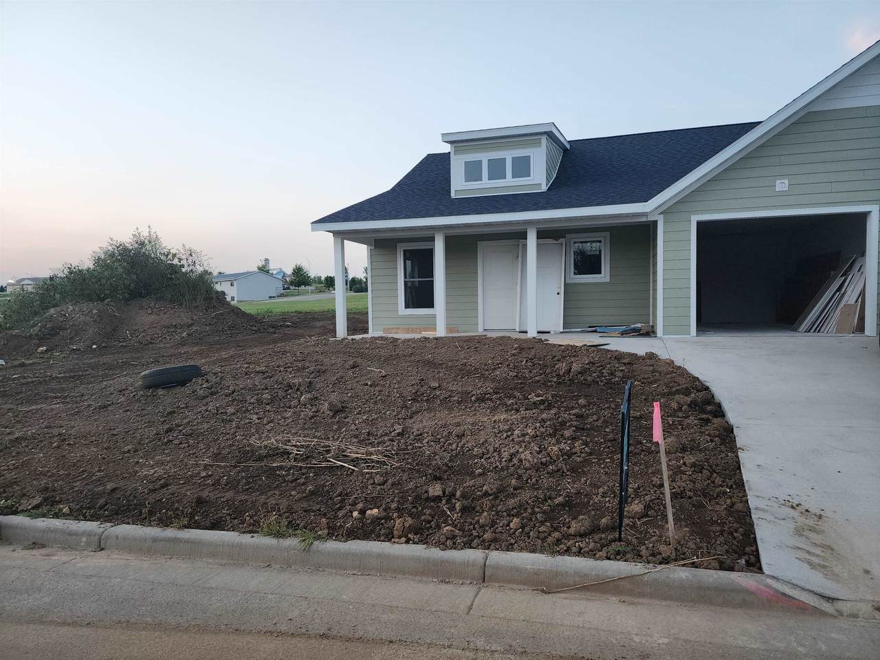 213A Braves Ct - Photo 1