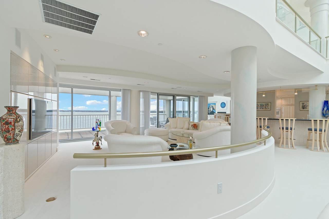 155 Wilson Street - Photo 1