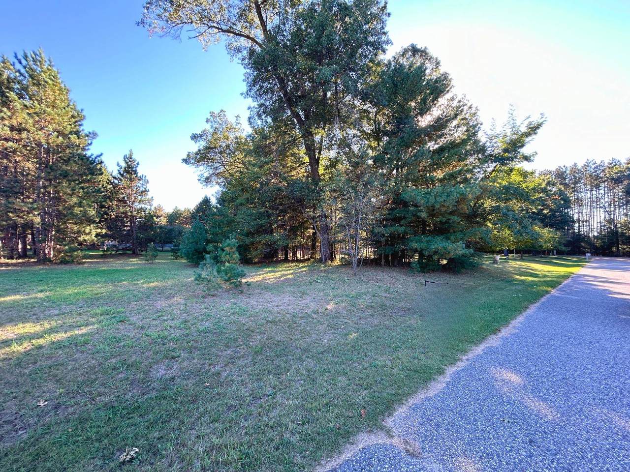  Godwin Circle - Photo 1