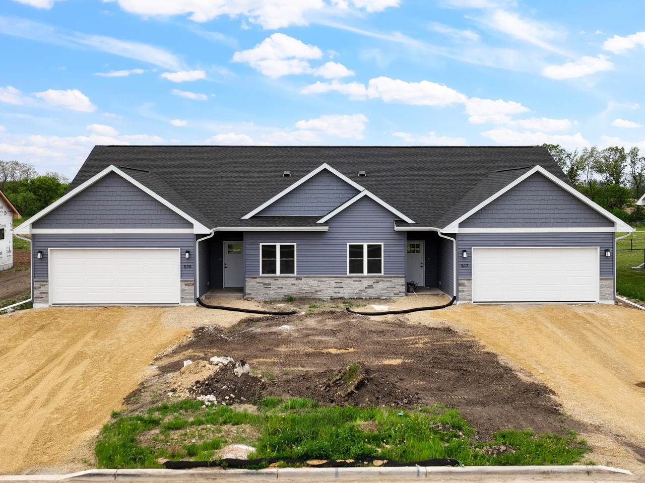 519 7th Street - Photo 1