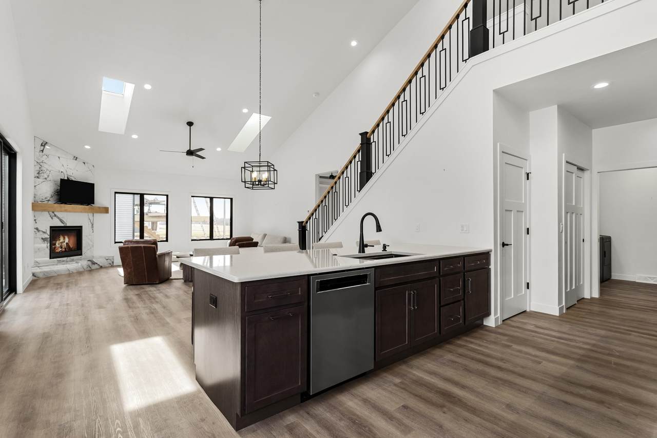367 Ridge View Drive - Photo 1