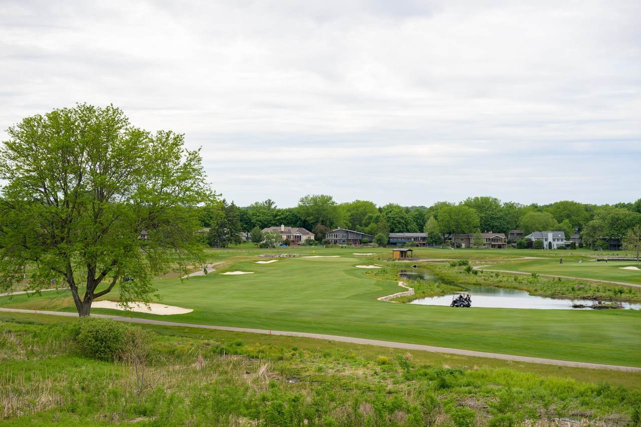 53 Golf Parkway - Photo 1